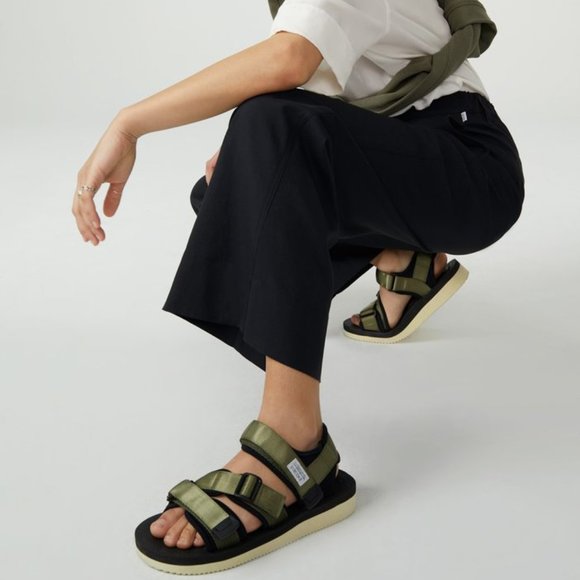 NWOT Vallier High Waisted Black Wide Chino Pant - Picture 3 of 13